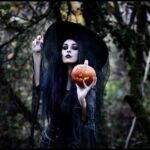 Halloween-Makeup-For-Women-–-60-Creepy-Makeup-Ideas-34