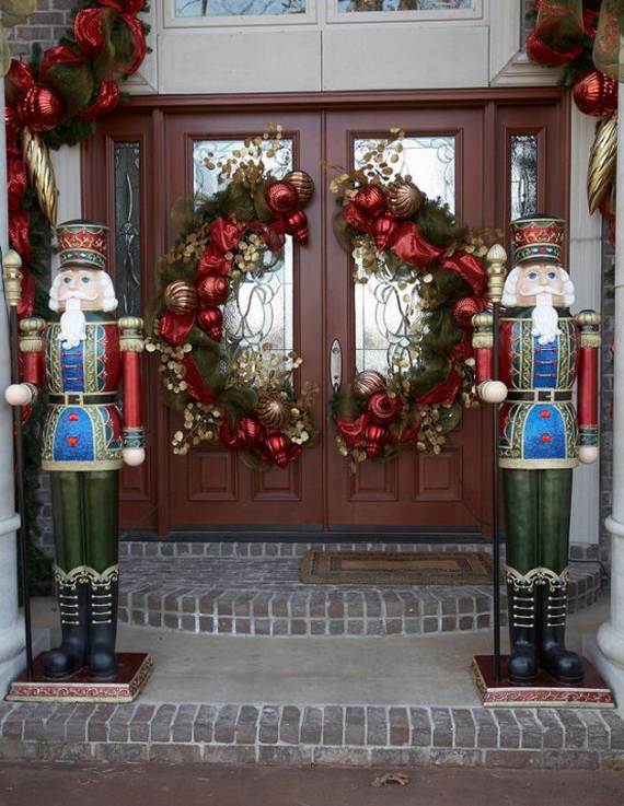 cool-diy-decorating-ideas-for-christmas-front-porch_32