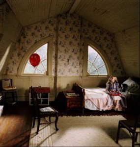 30 Spooky Bedroom Décor Ideas With Subtle Halloween Atmosphere