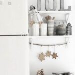 Cozy-Christmas-Kitchen-Décor-Ideas_50