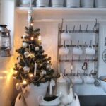 cozy-christmas-kitchen-decor-ideas-33