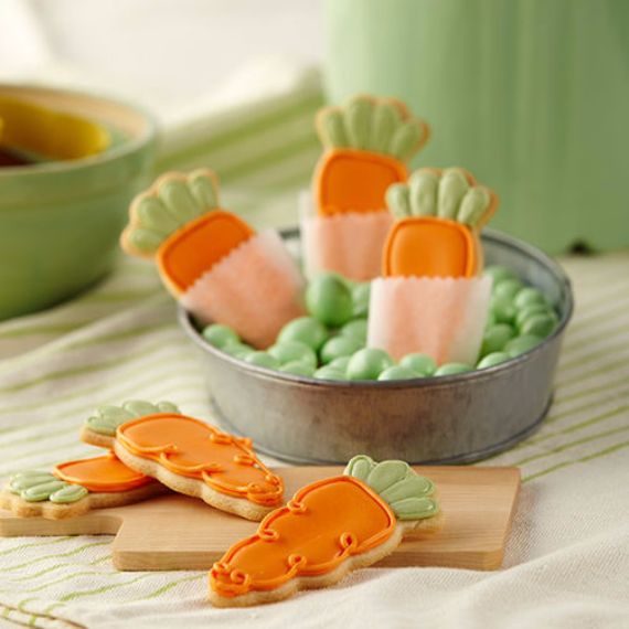 Cute-Roll-Out-Carrot-Cookies