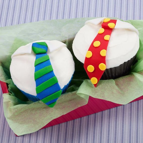 Dressed-for-Success-Cupcakes