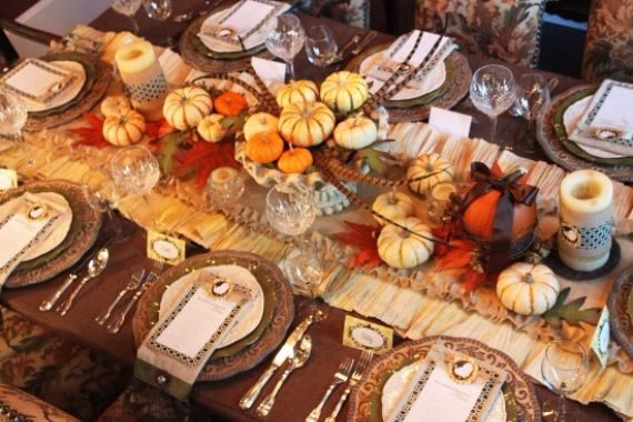 BeautifulThanksgiving Table Decorations Ideas (3)