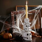 A Glitzy Fall And Halloween Décor Ideas_10
