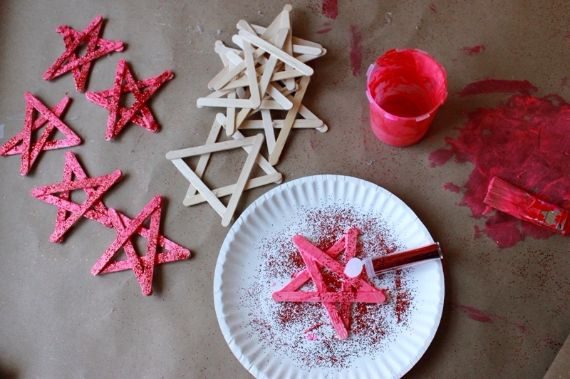 Christmas crafts to make with WOODEN STICKS