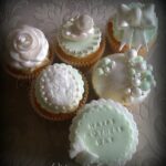 Affectionate Mother’s Day Cupcake Ideas_25-min