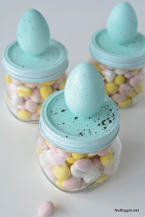https://www.homeroad.net/2015/03/speckled-egg-painted-mason-jars.html