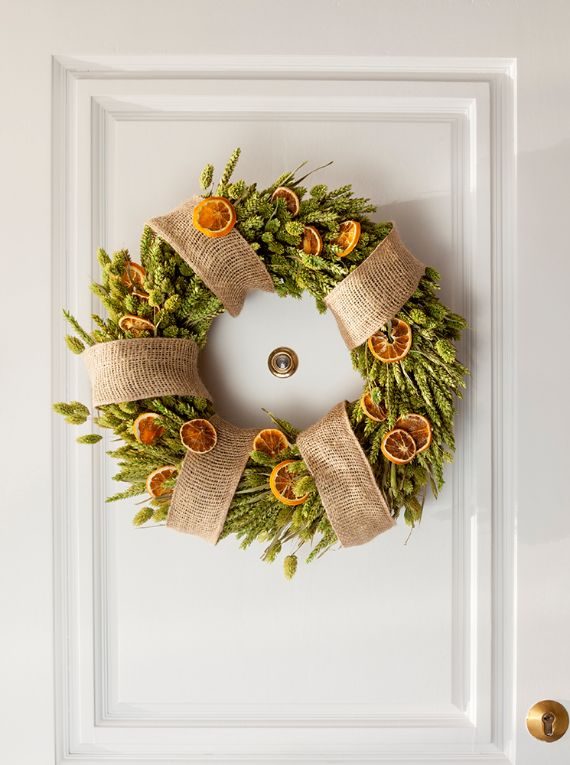 unique wreath for Christmas 32