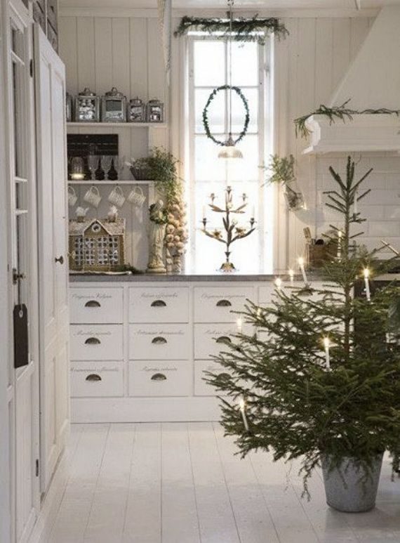 Scandinavian-Christmas-Tree