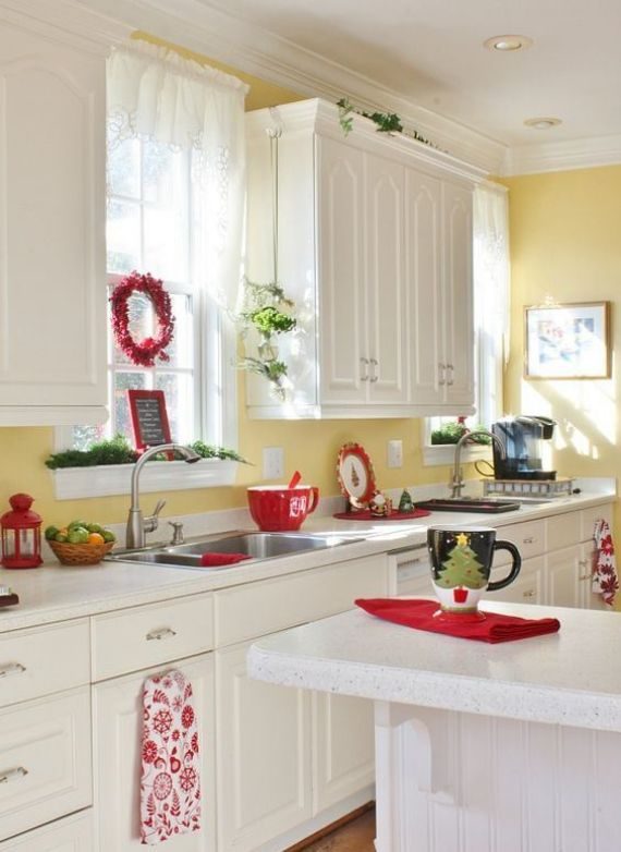 red-cups-napkins-a-berry-wreath-and-evergreens-for-a-light-Christmas-feel-in-the-space
