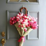 Awesome-Spring-And-Easter-Ideas-to-Spruce-Up-Your-Porch-_12