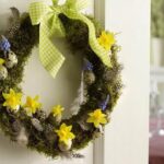 Awesome-Spring-And-Easter-Ideas-to-Spruce-Up-Your-Porch-_191