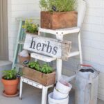 Beautiful-DIY Herb Garden-Decorating-Ideas-27-1-Kindesign