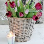 Decorate the home with tulips1