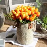 Decorate the home with tulips27