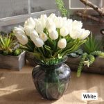 Decorate the home with tulips30