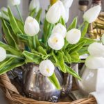 Decorate the home with tulips31