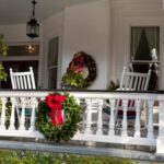 christmas-porch-wreath-decorations- (1)