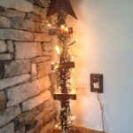 Lighted-Barn-Star-Christmas-Display