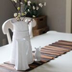 DIY-stained-wood-shims-table-runner