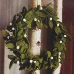 Green Felt Wreath with Mistletoe Accents (1)