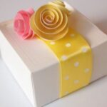 _Roses Bows Gift Wrapping