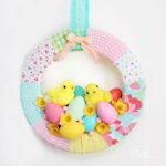DIY Easter Wreaths Ideas to Welcome Spring 18
