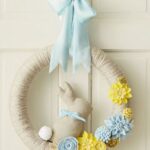 DIY Easter Wreaths Ideas to Welcome Spring 20