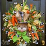 Deco-Mesh-Easter-Bunny-Wreath