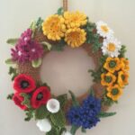 Wild-Flower-Wreath-assembling