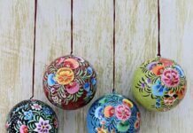 25 Easy Christmas Crafts to Put You in the Holiday Spirit